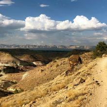 Mesa Monument Striders organizes runs on beautiful trails of the western Colorado's desert.