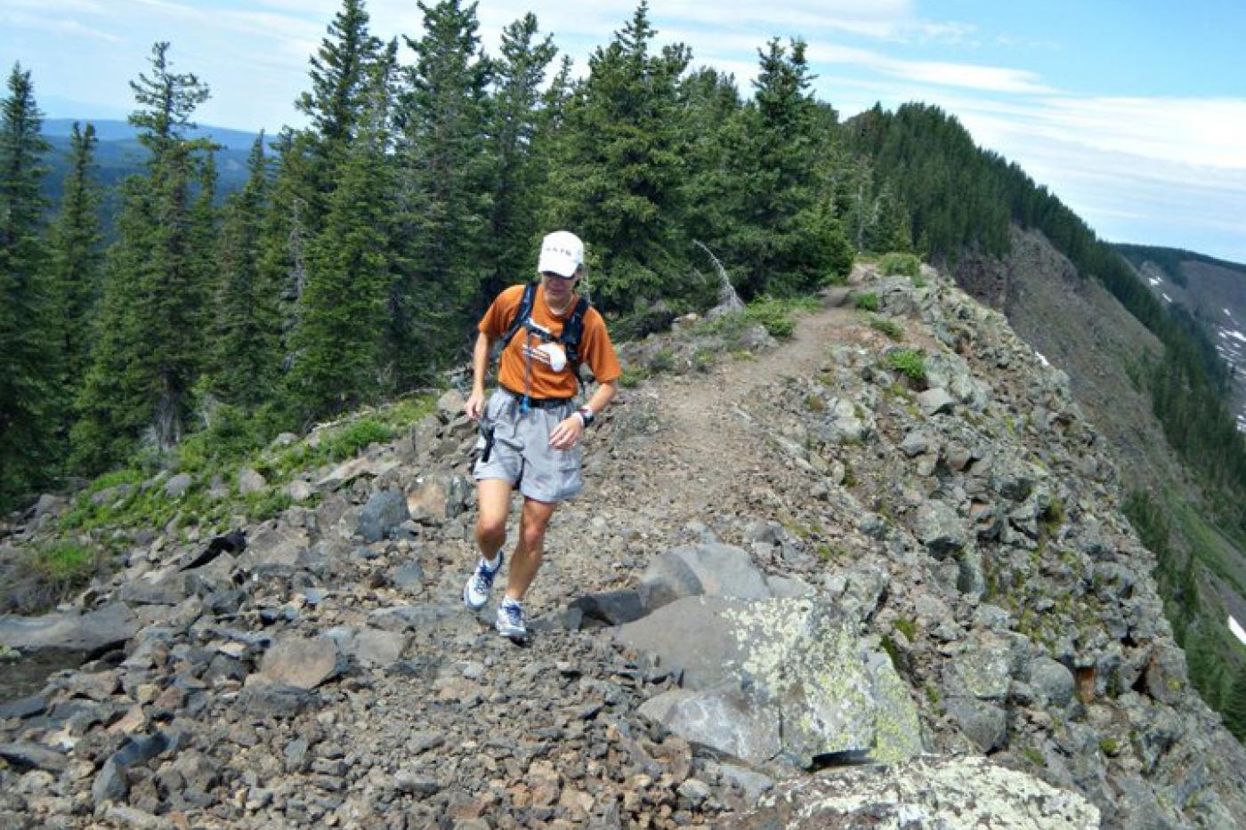 Runner along the crest 